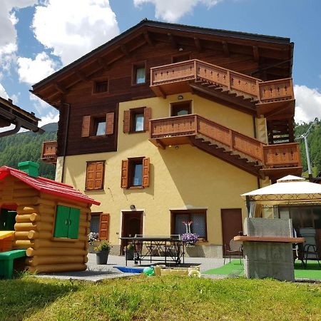 Al Molino Apartment Livigno Exterior photo
